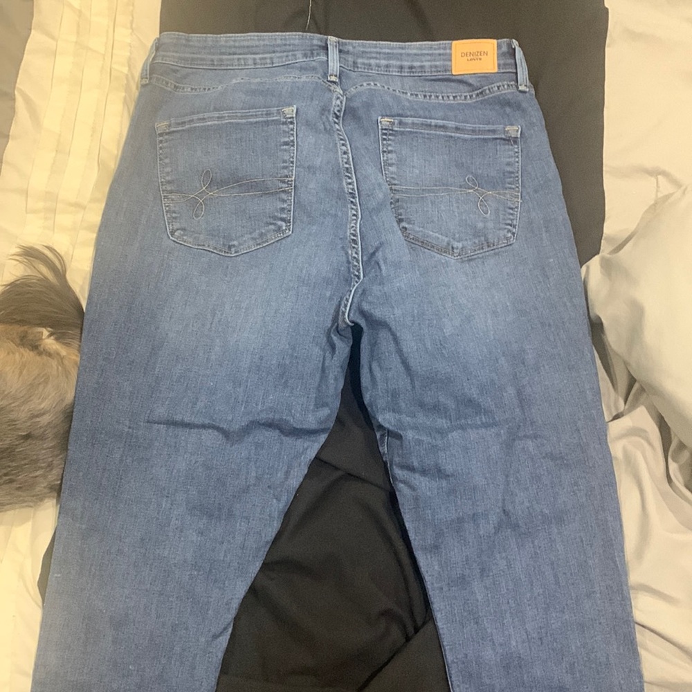 Levi’s brand high rise new jeans never wore